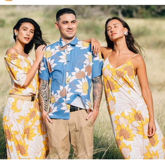 Fighting Eel Ava Sky Top Oceana Cream Palawan Sunflower Blouse Off-Shoulder XS - Picture 5 of 14